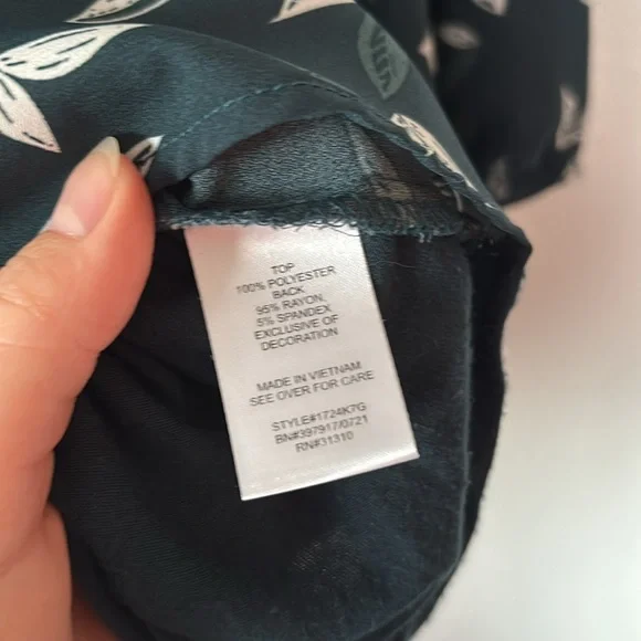 Fortune + Ivy Brooker Mixed Material Blouse - Picture 7 of 8